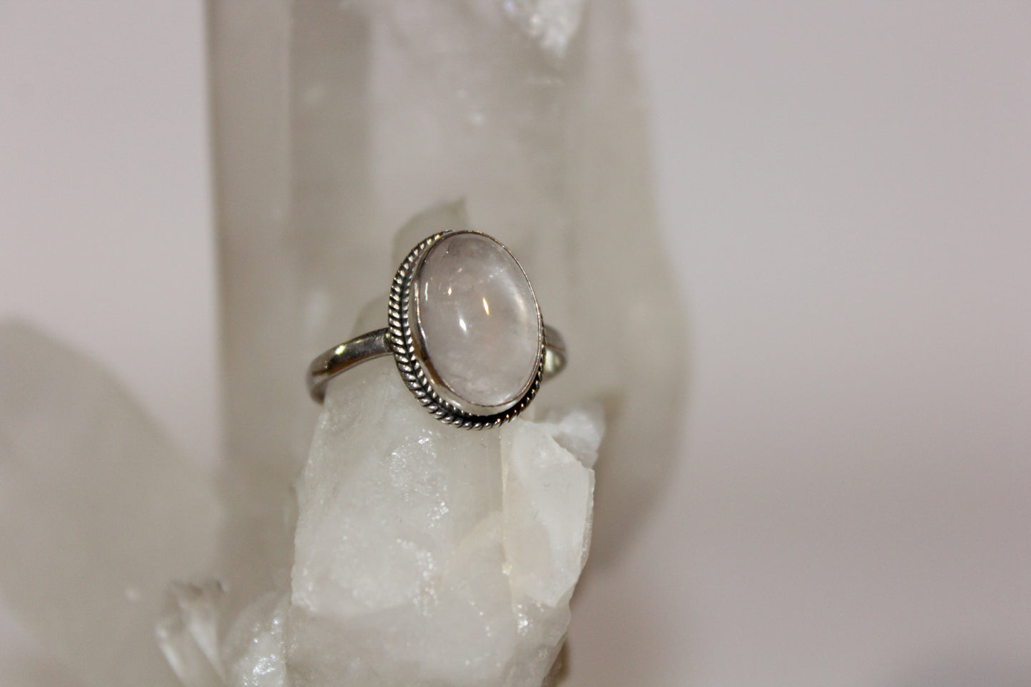 Ring - Rose Quartz - size - 9