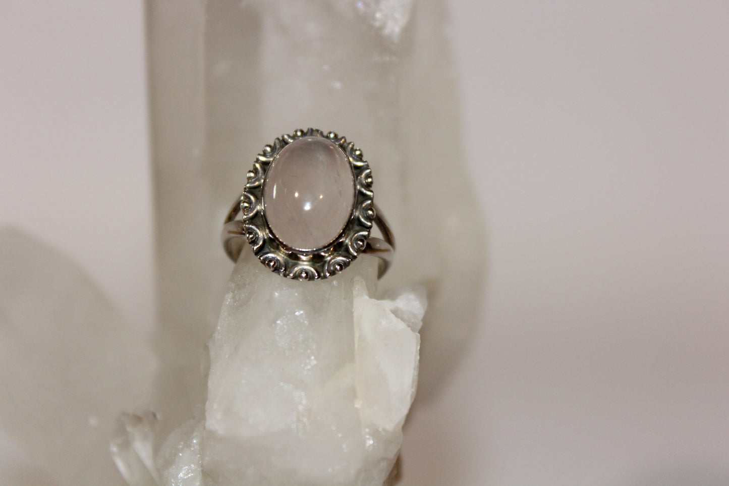 Ring - Rose Quartz - size - 8