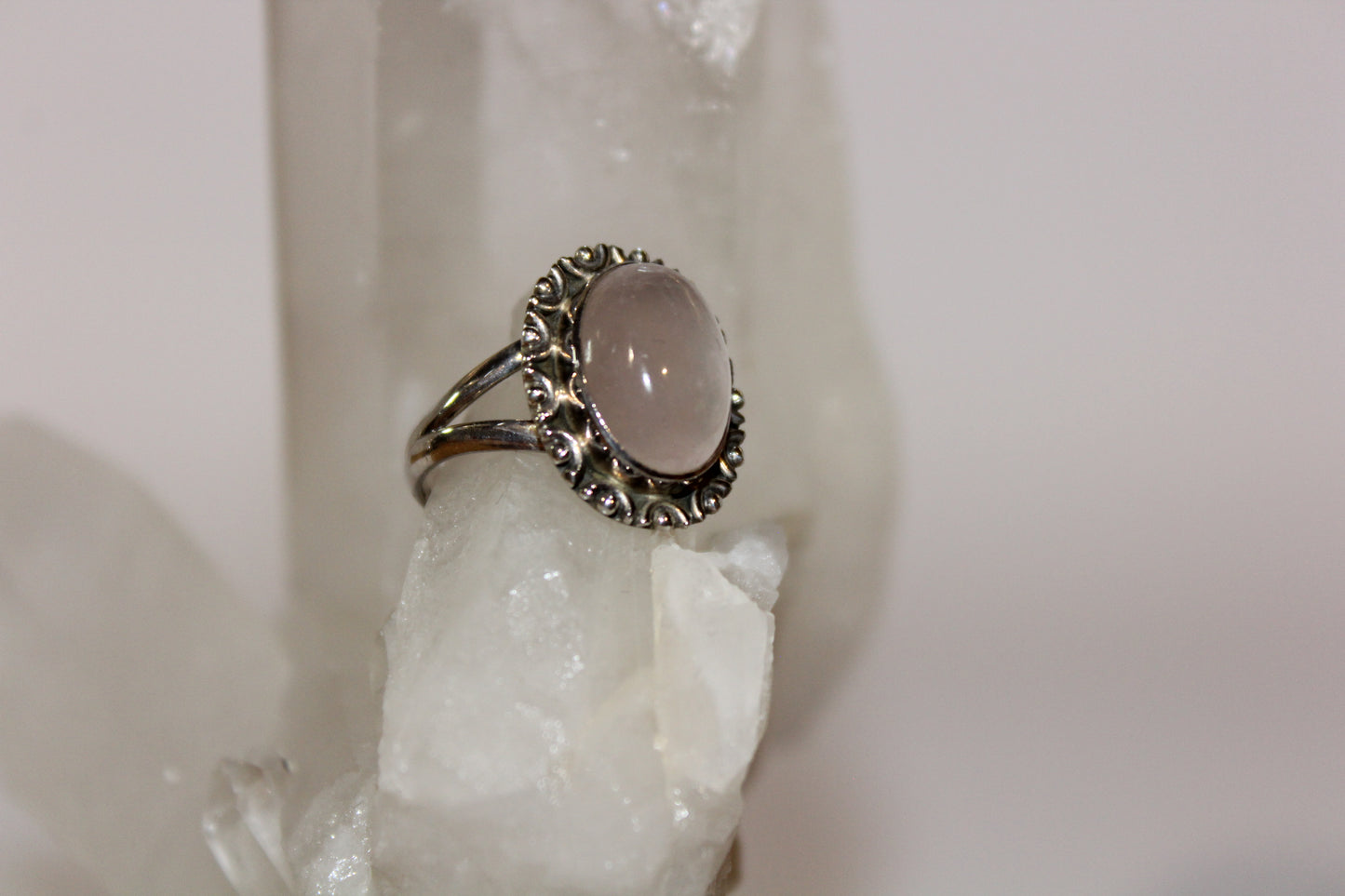Ring - Rose Quartz - size - 8