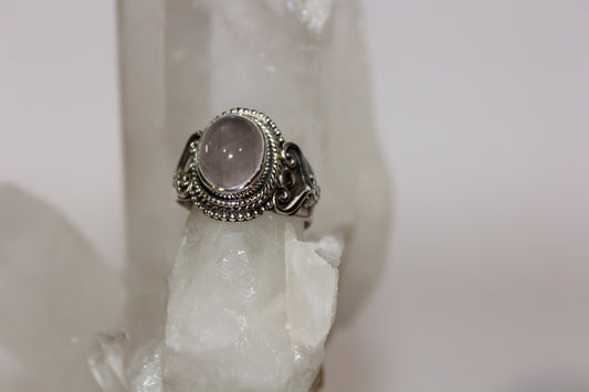 Ring - Rose Quartz - size - 9