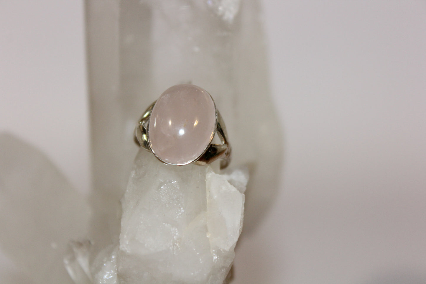 Ring - Rose Quartz - size - 9