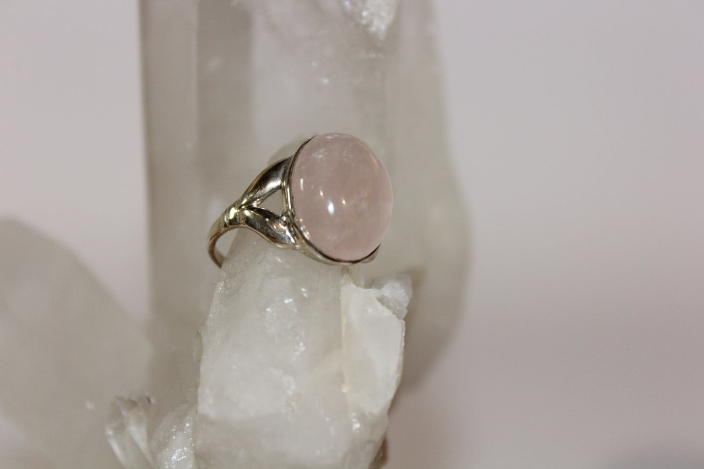 Ring - Rose Quartz - size - 9