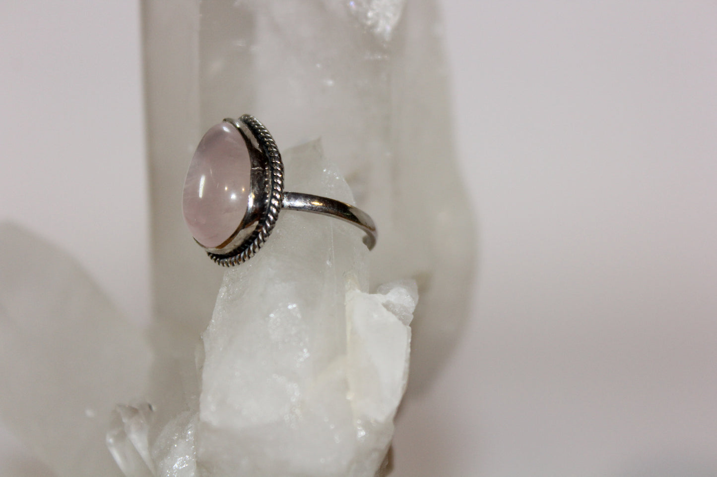 Ring - Rose Quartz - size - 7