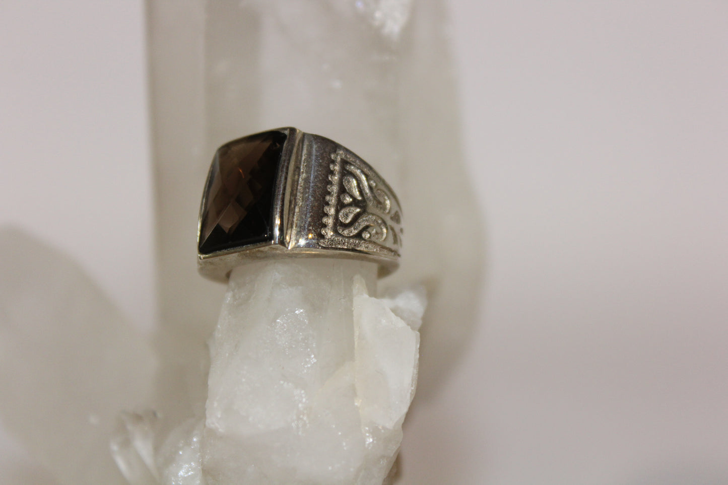 Ring - Smoky Quartz - size - 8