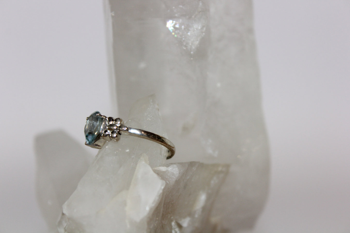 Ring - Topaz (blue) - size - 8