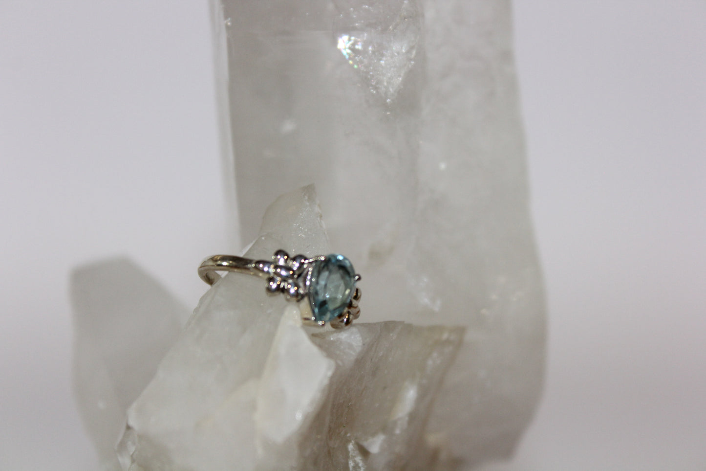 Ring - Topaz (blue) - size - 8