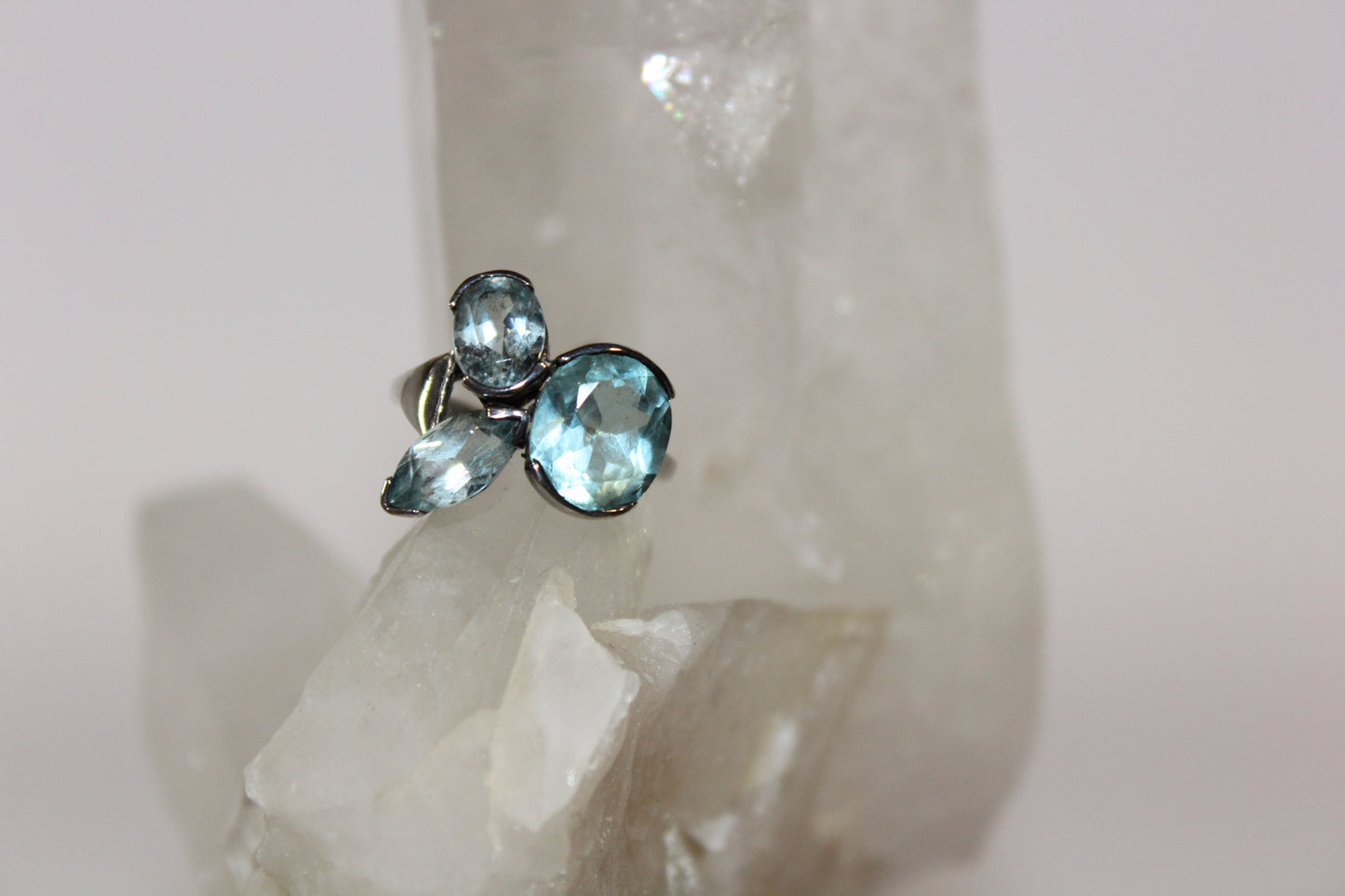 Ring - Topaz (blue) - size - 7