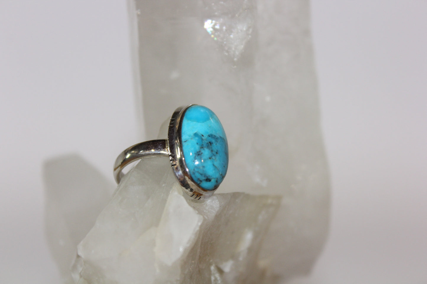 Ring - Turquoise - size - 9
