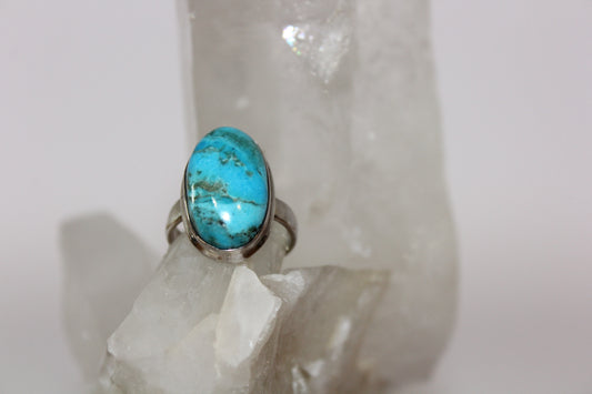 Ring - Turquoise - size - 8