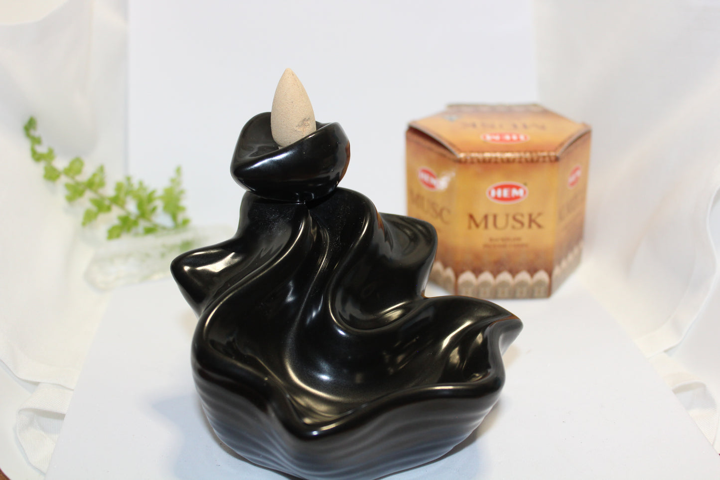 Backflow Incense Burner - med