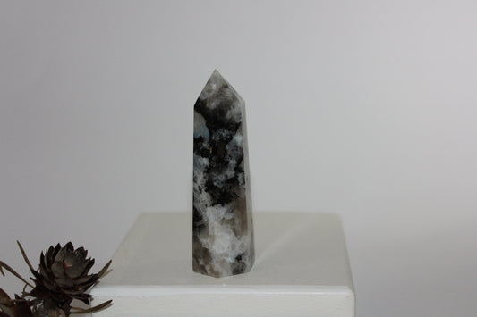 Generator - Moonstone - med