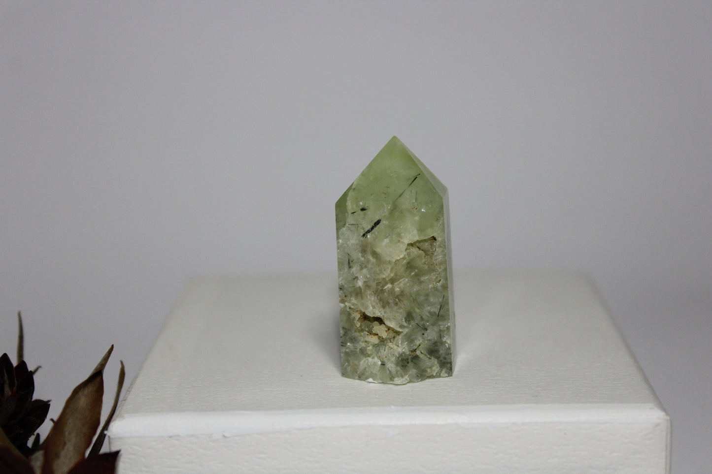 Generator - Prehnite - sml