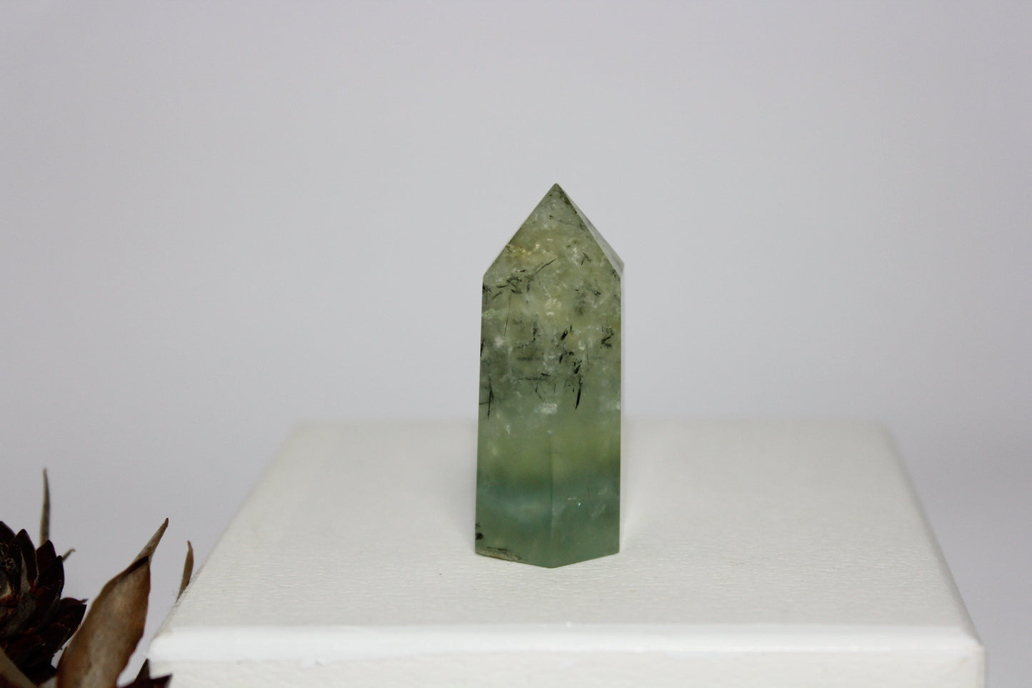 Generator - Prehnite - sml