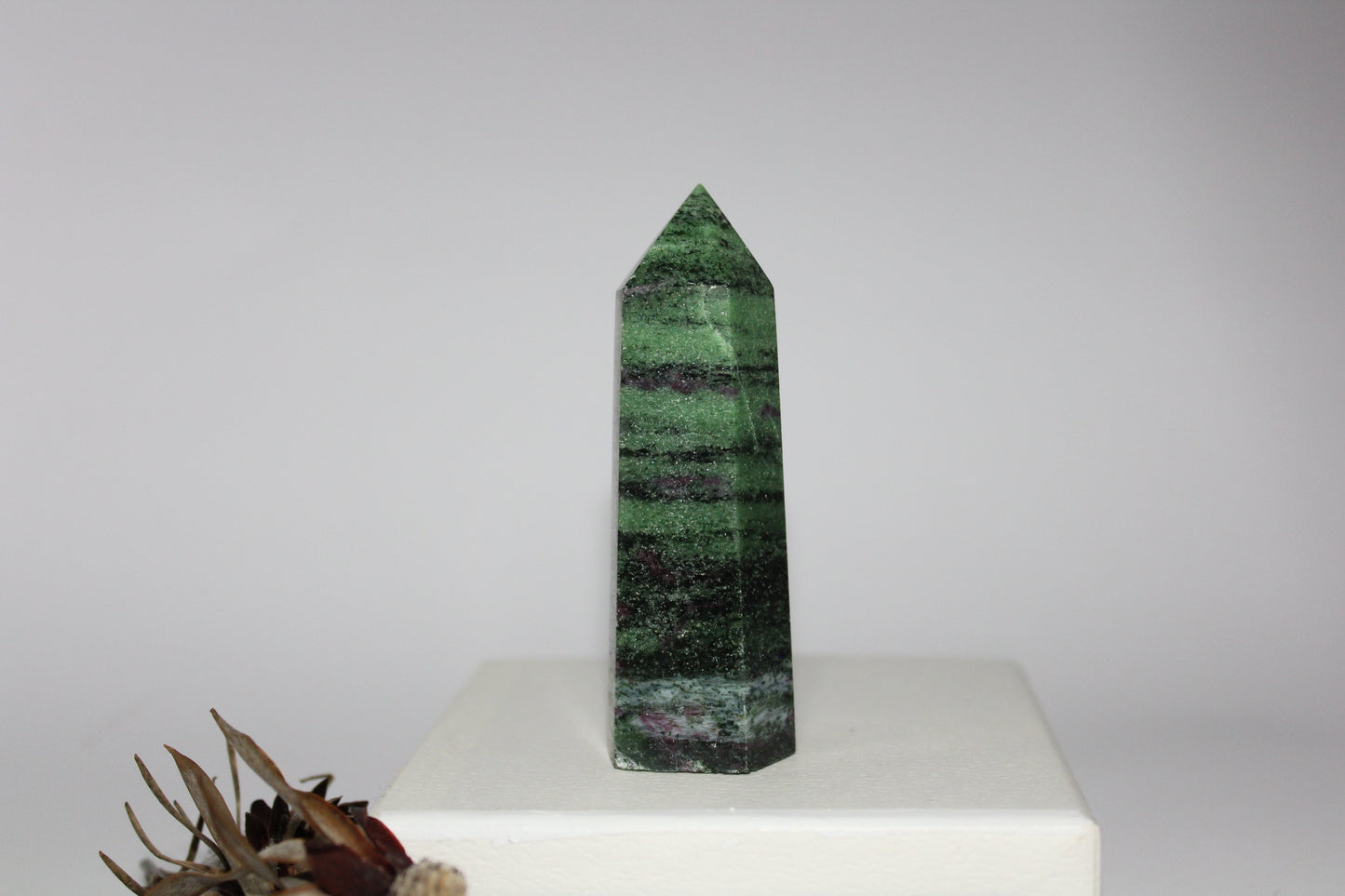 Generator - Ruby in Zoizite (Anyolite) - med