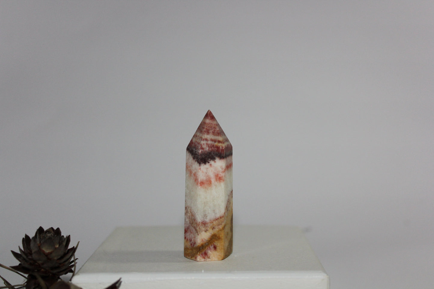 Generator - Tugtupite - sml