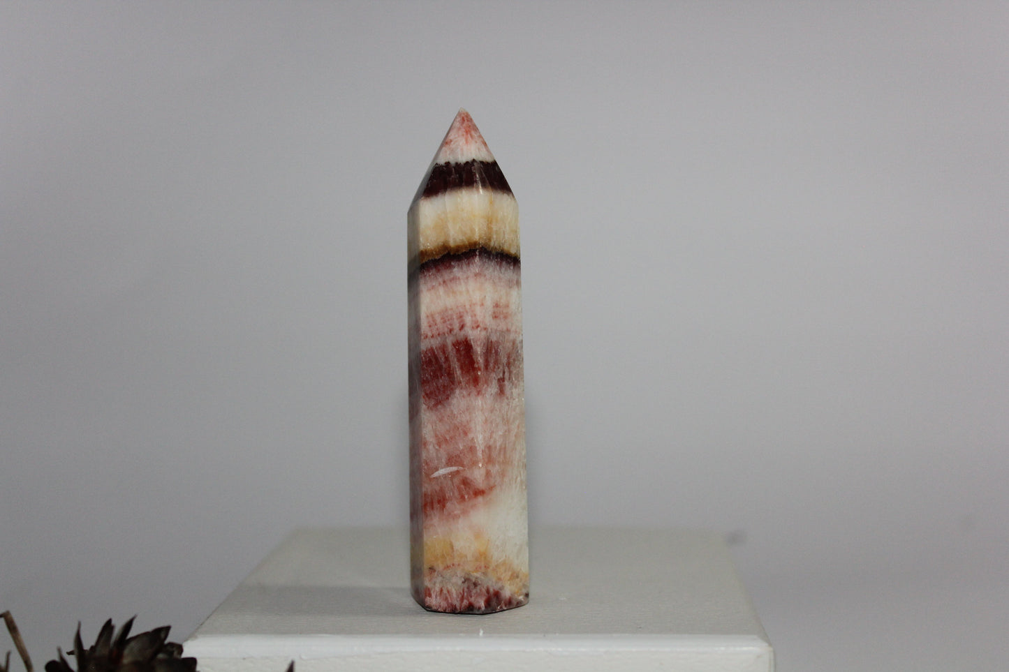 Generator - Tugtupite - med