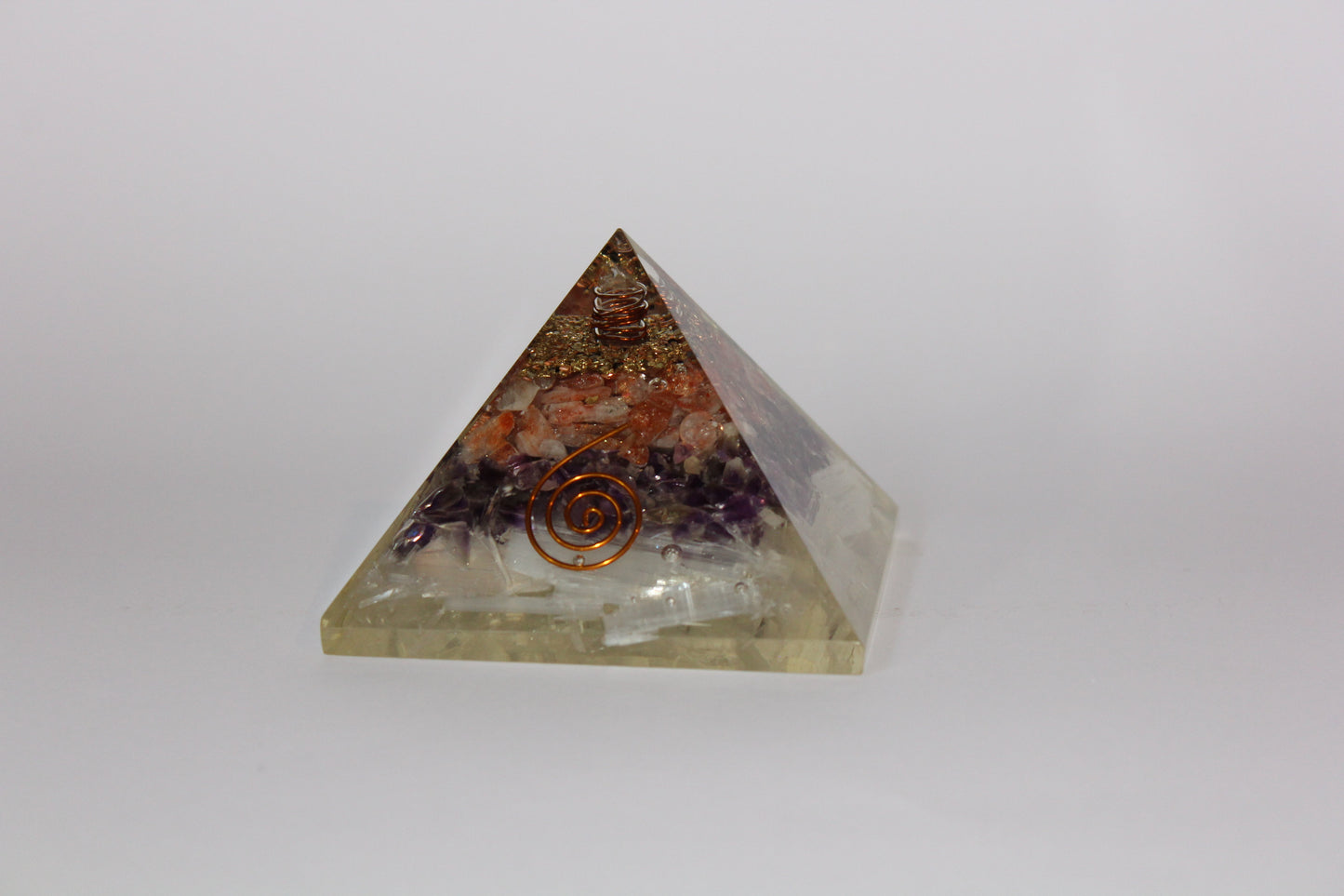 Pyramid - Orgonite - lge