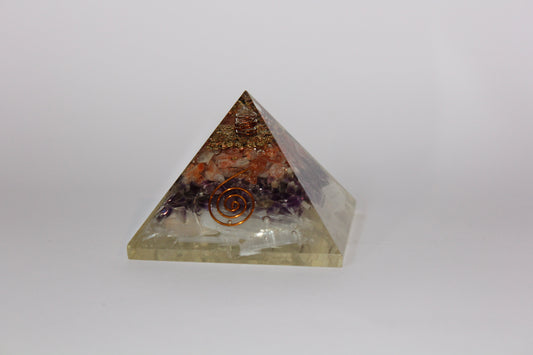 Pyramid - Orgonite - lge