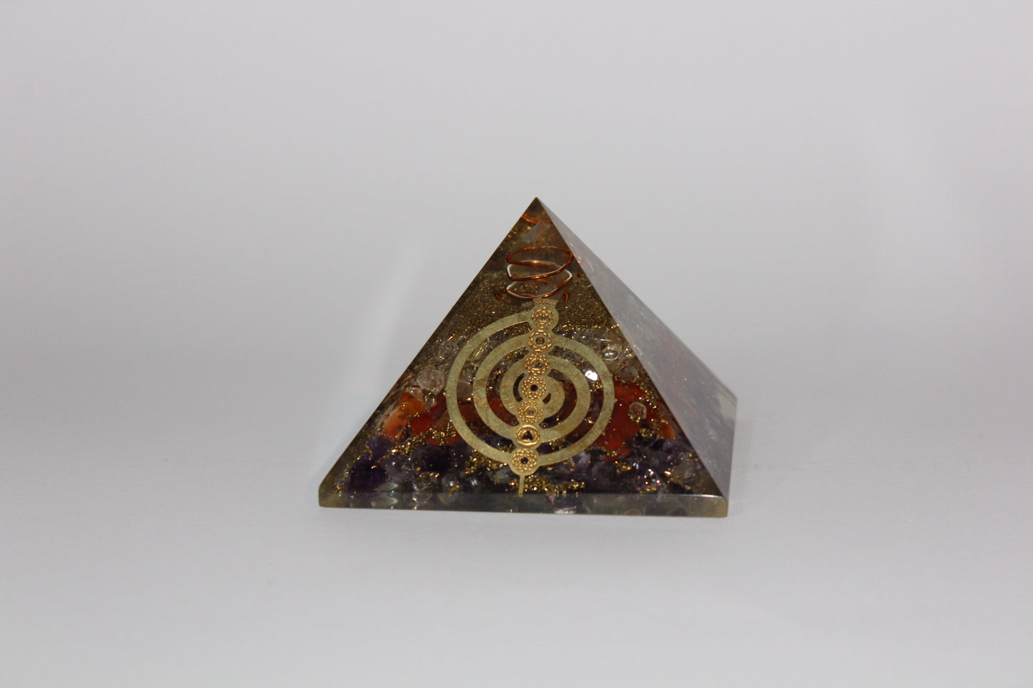 Pyramid - Orgonite - lge/med