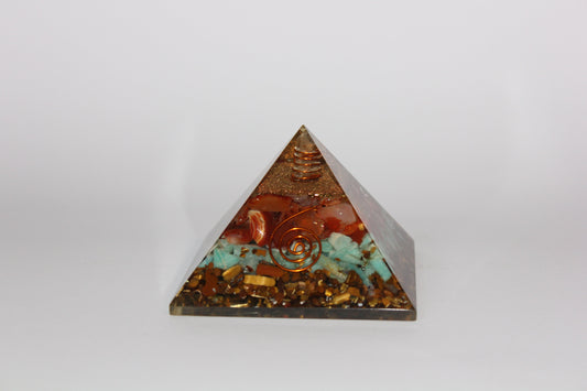 Pyramid - Orgonite - lge/med
