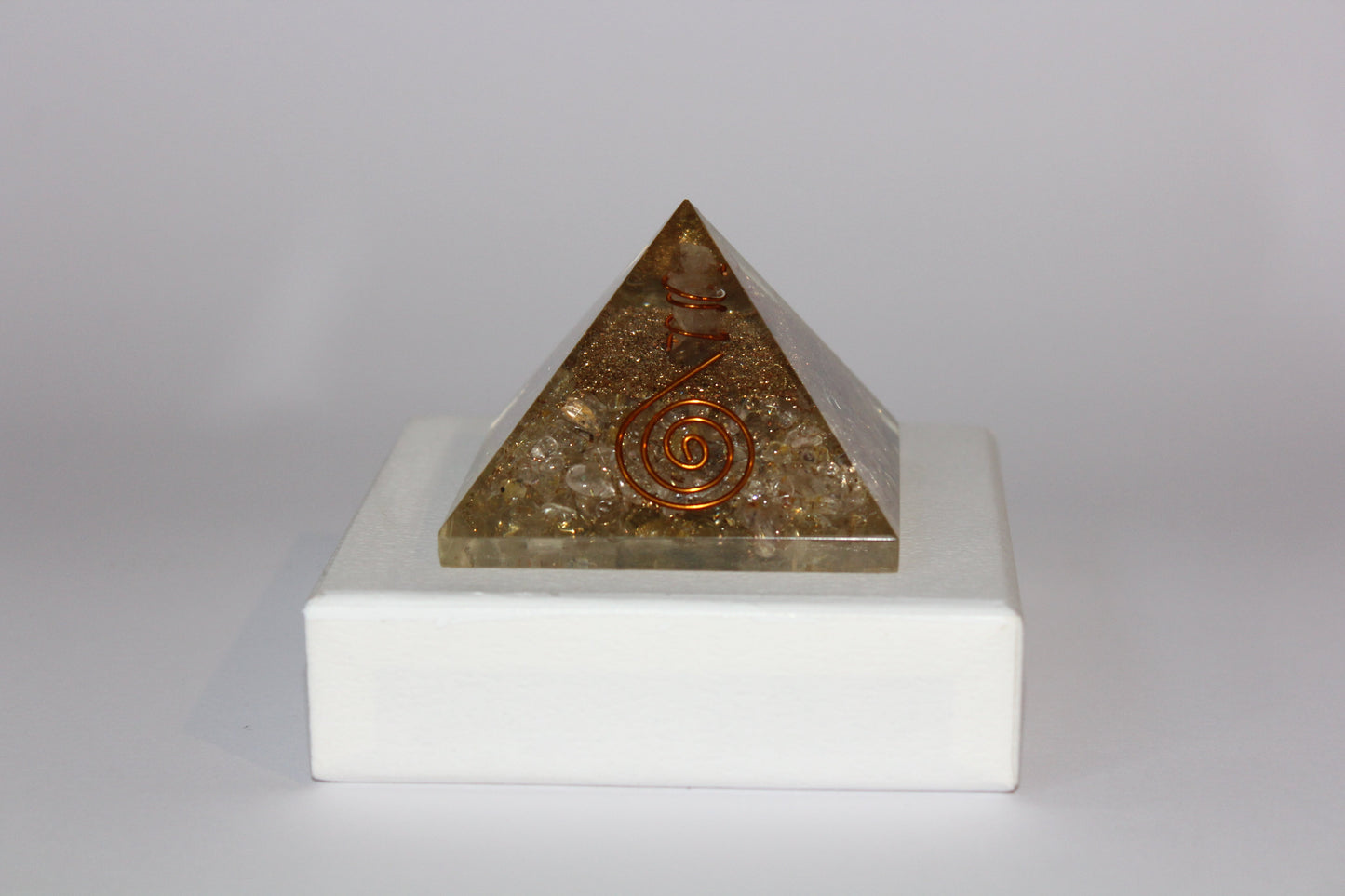 Pyramid - Orgonite - sml