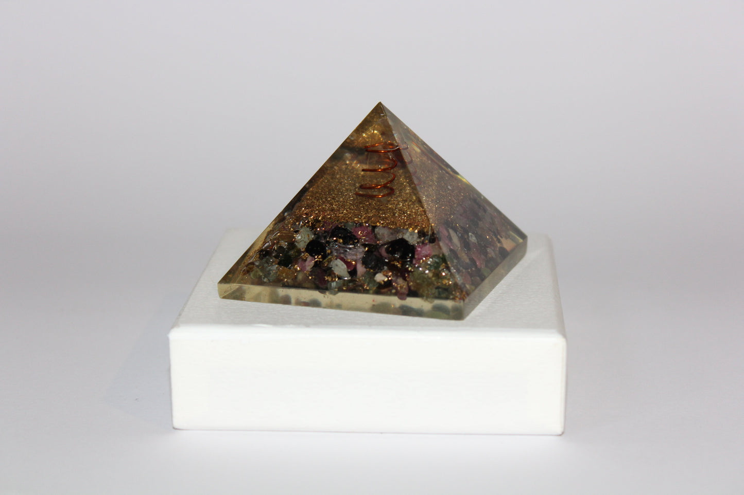 Pyramid - Orgonite - sml