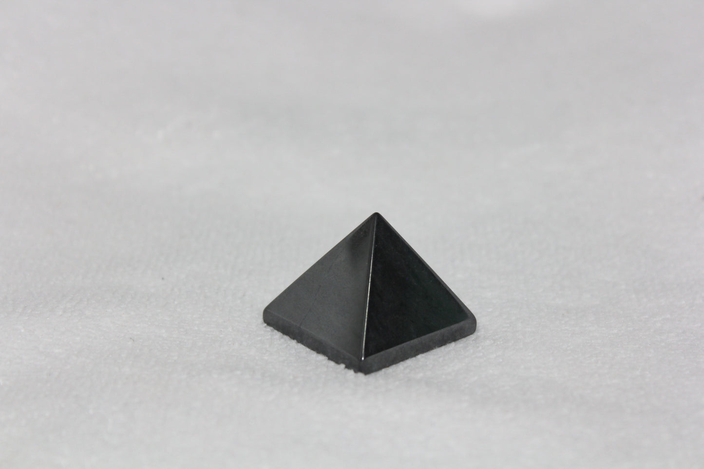 Pyramid - Hematite - sml