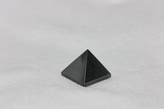 Pyramid - Hematite - sml