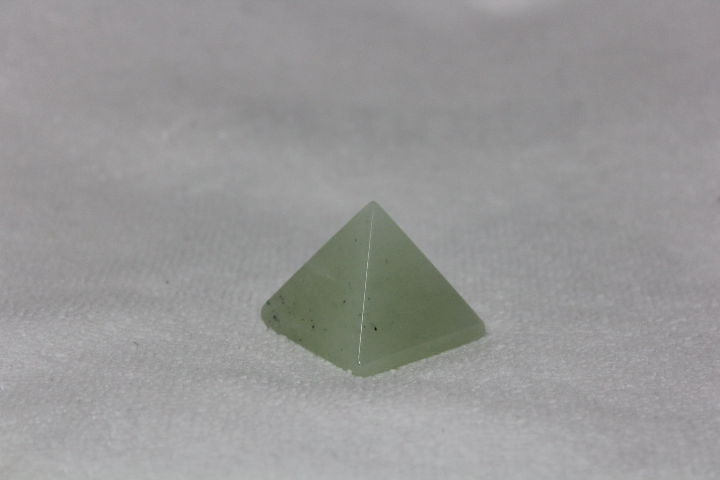 Pyramid - Jade - sml/med