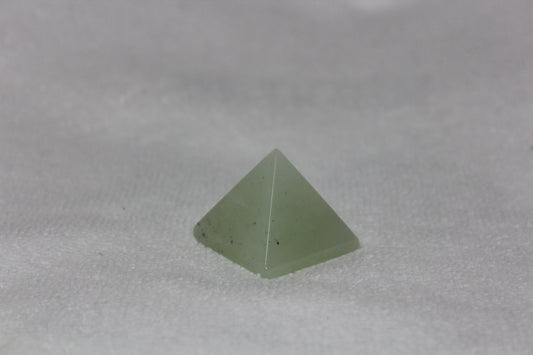 Pyramid - Jade - sml/med