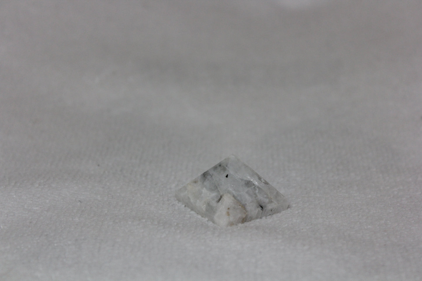 Pyramid - Moonstone - sml