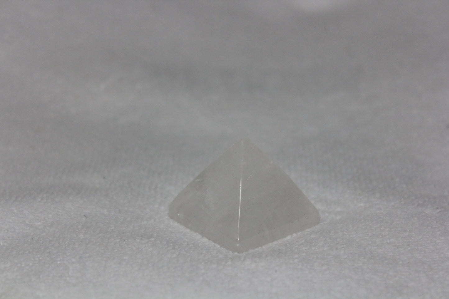 Pyramid - Quartz - Clear - sml/med