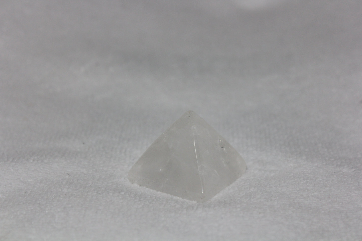Pyramid - Quartz - Clear - sml/med