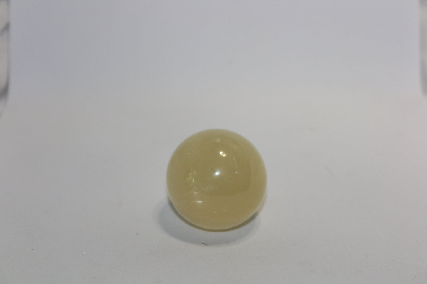 Sphere - Calcite - Honey - sml/med