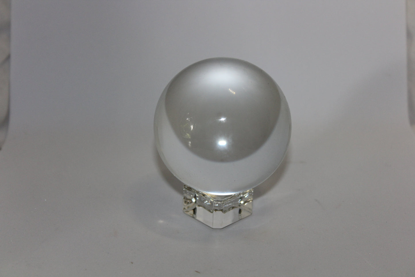 Sphere - Glass - Crystal Ball (60mm - with glass stand) - lge
