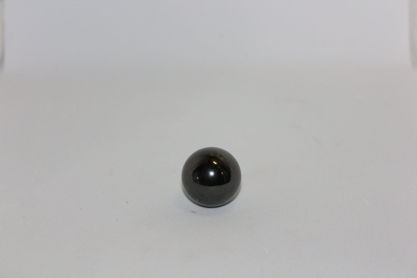 Sphere - Hematite - magnetic - xsml