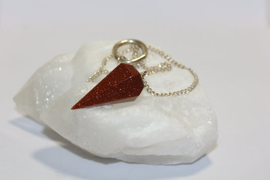 Pendulum - Red Goldstone