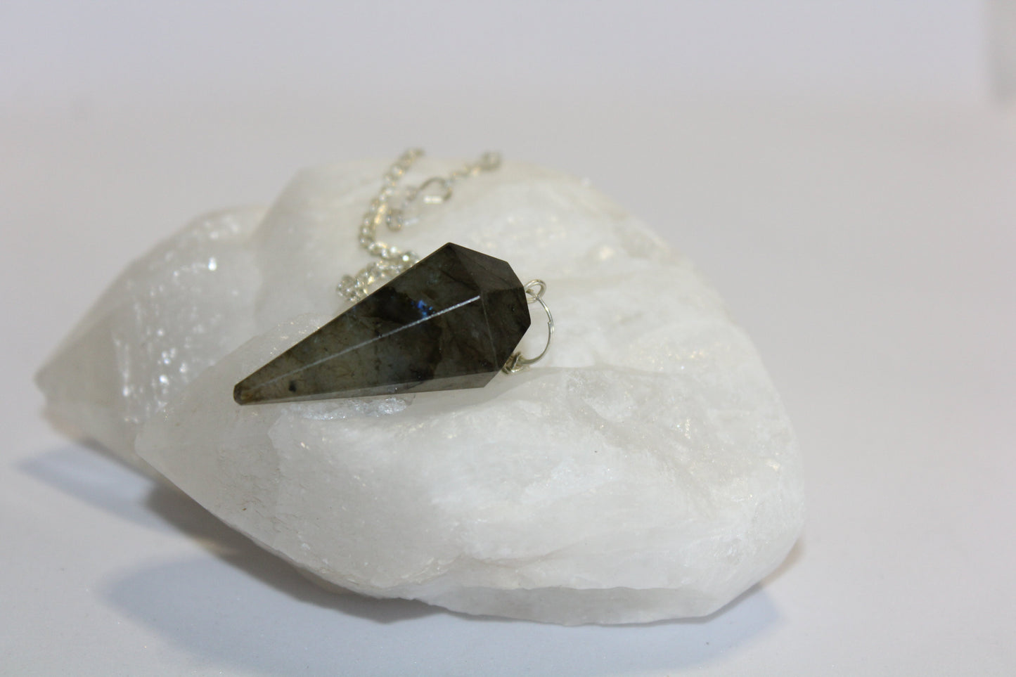 Pendulum - Labradorite