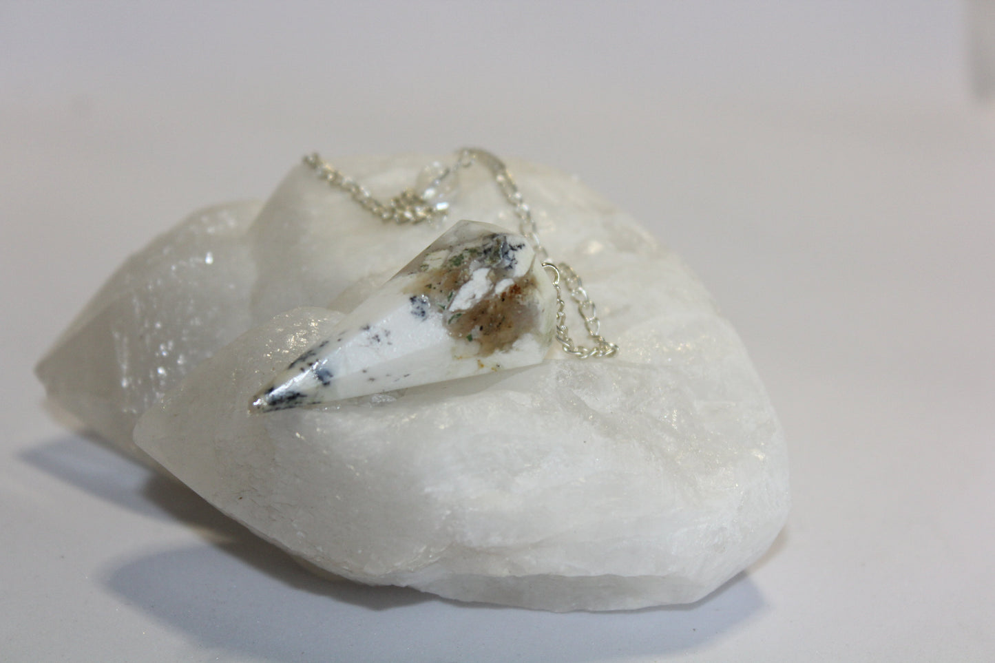 Pendulum - Merlinite