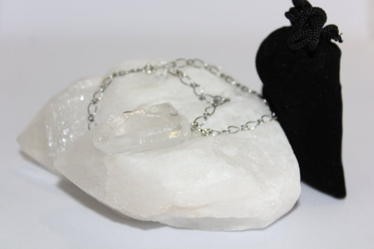 Pendulum - Clear Quartz - Raw wand (with pouch)