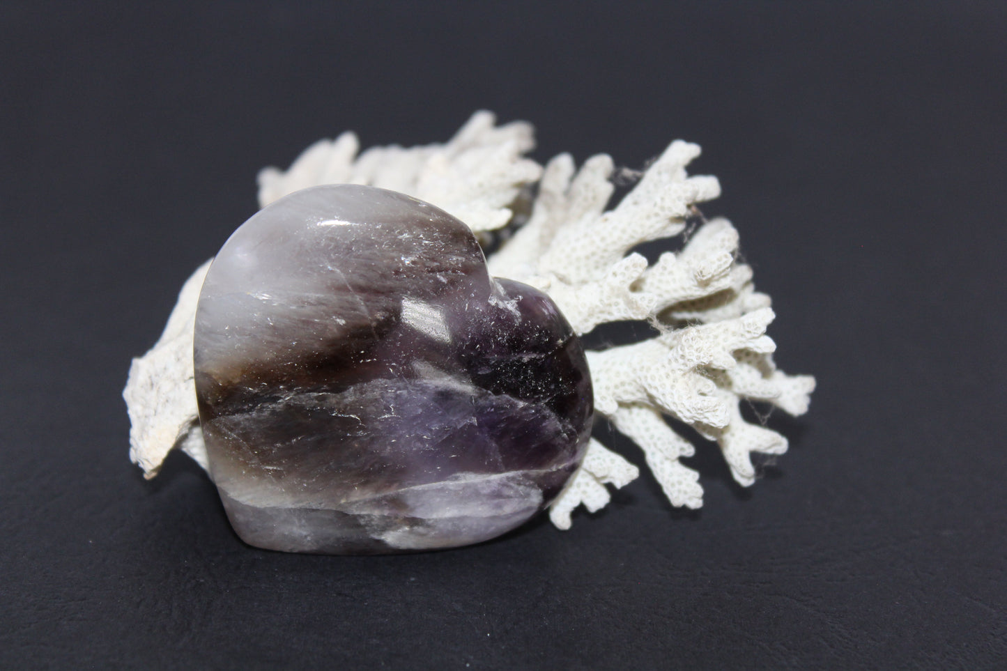 Heart - Amethyst - sml/med