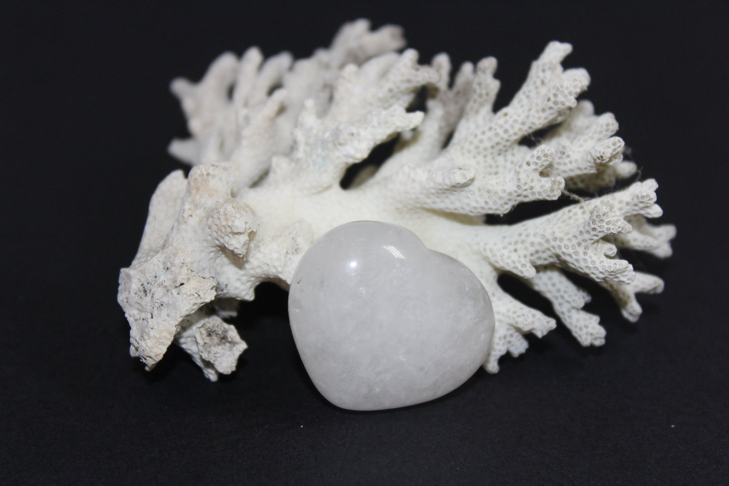 Heart - Clear Quartz - cloudy - puff - sml