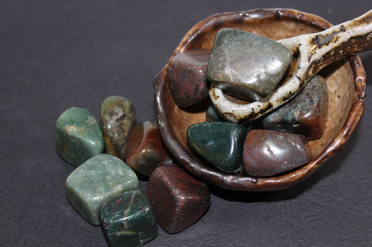 Tumbled - Bloodstone - med
