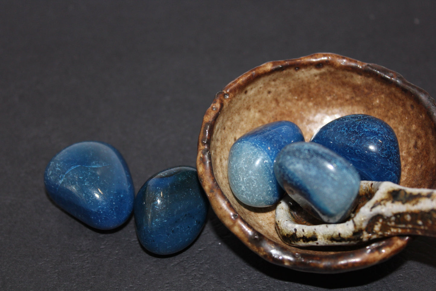 Tumbled - Blue Calcite - lge