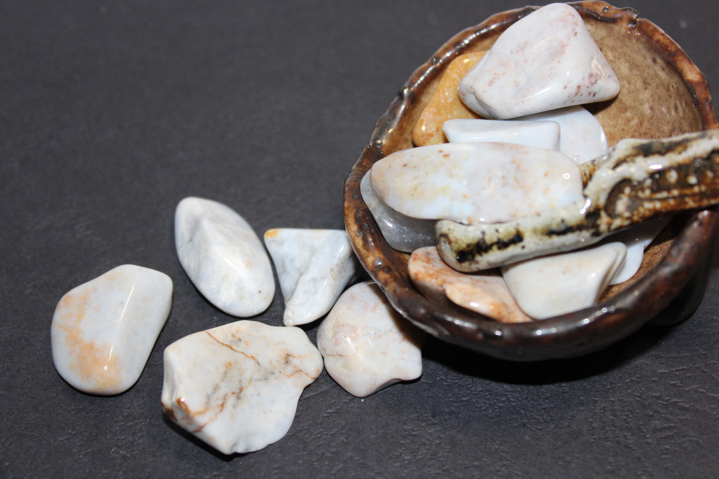 Tumbled - Blue Chalcedony - med