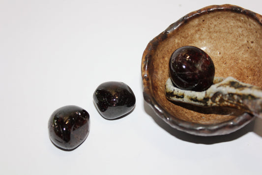 Tumbled - Garnet - A+ - med