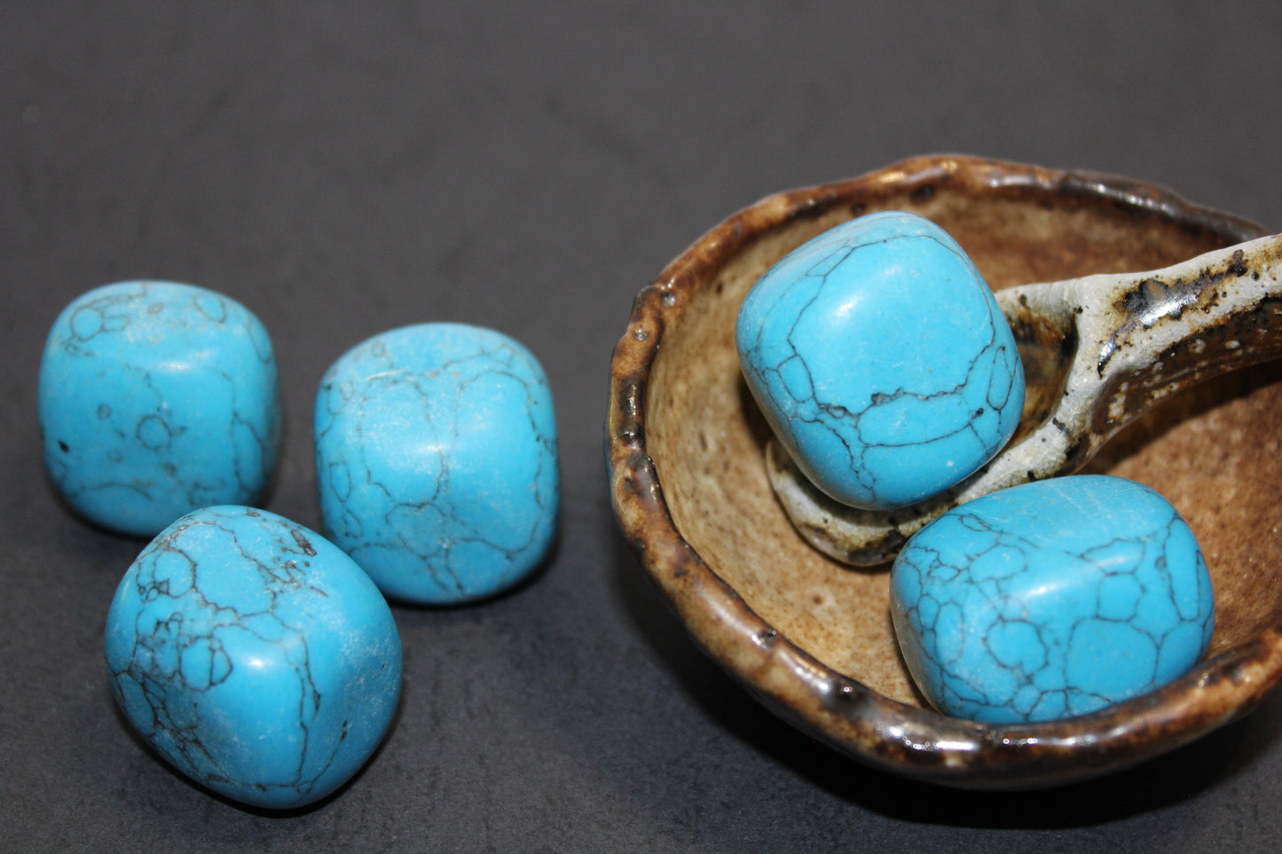 Tumbled - Blue Howlite - lge