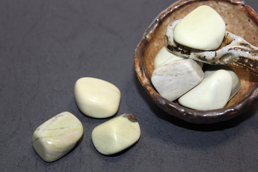 Tumbled - Butter Jade