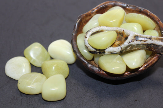 Tumbled - Lemon Jade (Bowenite) - sml