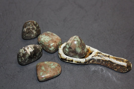 Tumbled - Nunderite - A+ - med